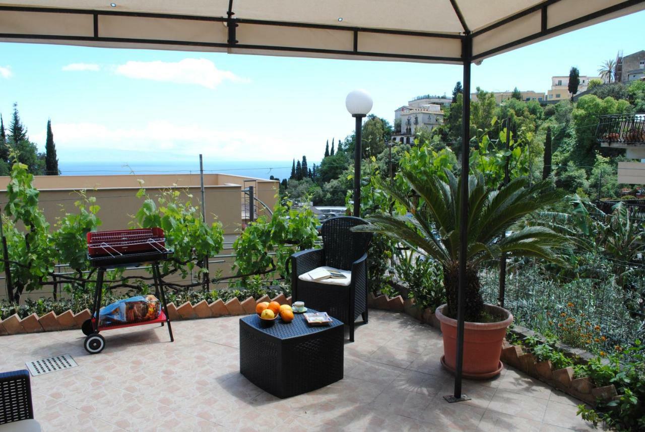טאורמינה Il Rosmarino Apartment מראה חיצוני תמונה