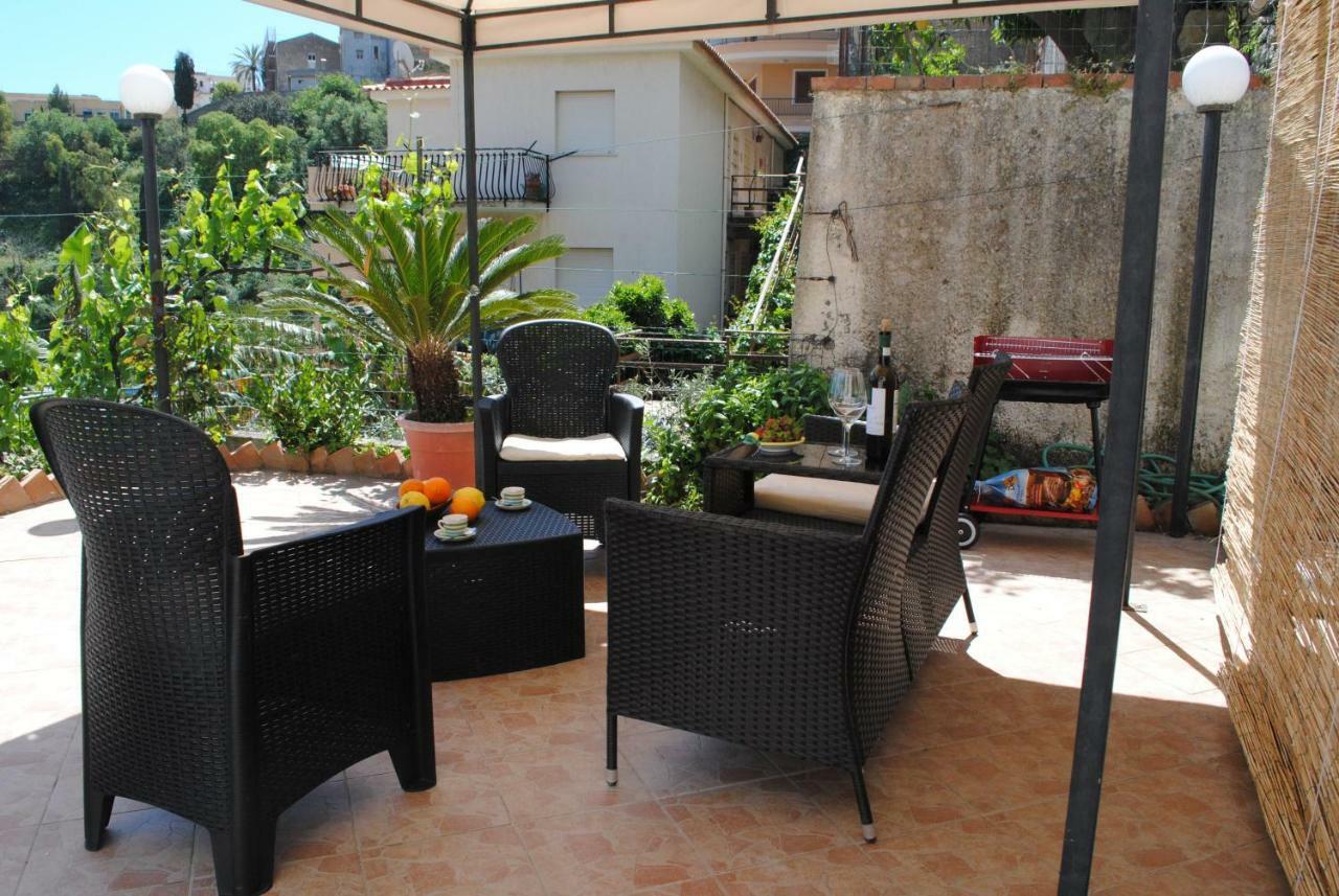 טאורמינה Il Rosmarino Apartment מראה חיצוני תמונה